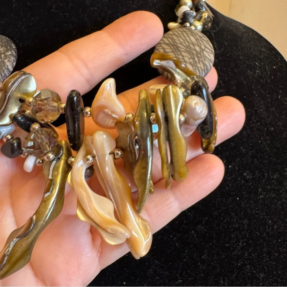 Natural Stones Necklace Abalone Shell, Zebra Jasper, Fresh Water Blister Pearls - Picture 6 of 16